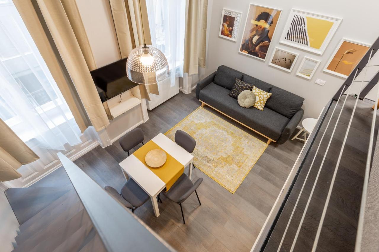 W33 - Prime Location - Comfortable Quality Apartments By Bqa Budapest Bagian luar foto